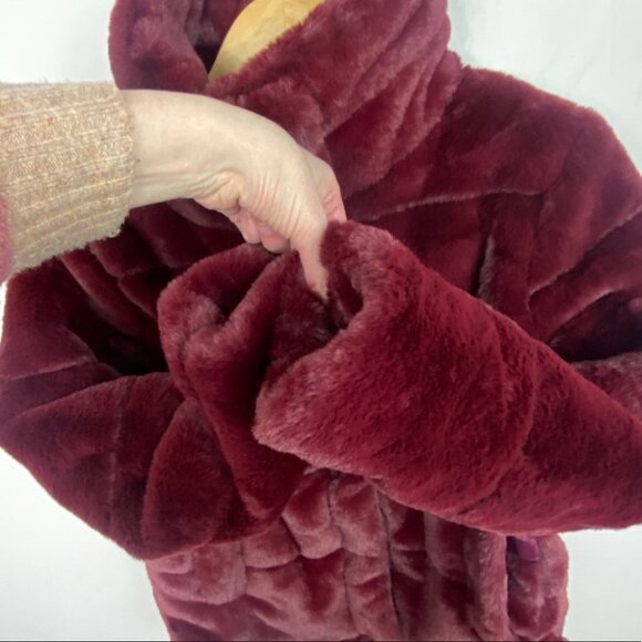 Avec Les Filles Faux‎ Fur Puffer Jacket Burgundy Wine Size XS Nordstrom Coat NEW - Picture 8 of 15